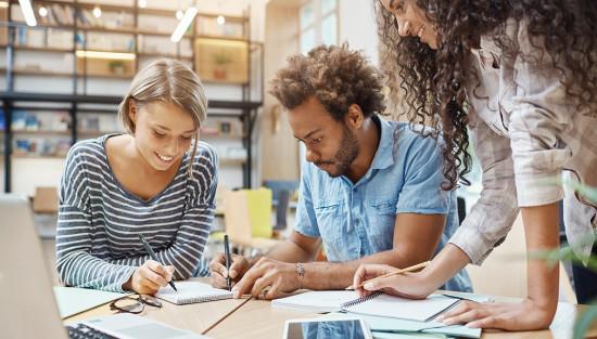 فتوشاپ: ارتباط طراح و مشتری